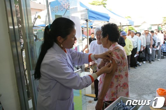 인플루엔자 예방접종.(고흥군 제공) /뉴스1 © News1