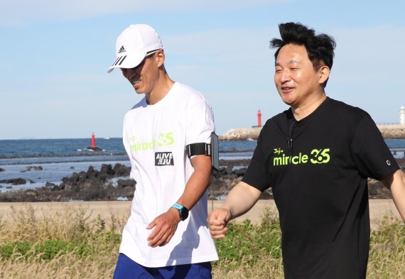 [fn포토] 원희룡 지사 “미라클365 X 아이스버킷 챌린지 런”