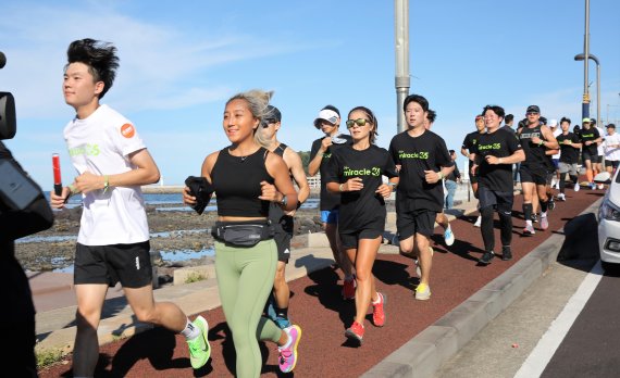 [fn포토] 원희룡 지사 “미라클365 X 아이스버킷 챌린지 런”