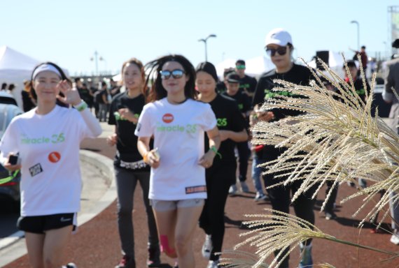 [fn포토] 원희룡 지사 “미라클365 X 아이스버킷 챌린지 런”