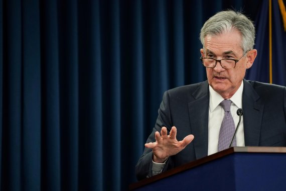 Federal Reserve Chairman Jerome Powell holds a news conference following a closed two-day Federal Open Market Committee meeting in Washington, U.S., September 18, 2019. REUTERS/Sarah Silbiger/File Photo