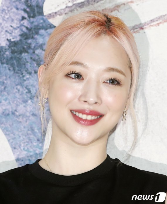 배우 설리 2019.7.12/뉴스1 © News1 뉴스1DB