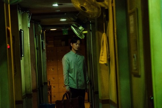 배우 이현욱/OCN '타인은 지옥이다' 스틸컷 © 뉴스1