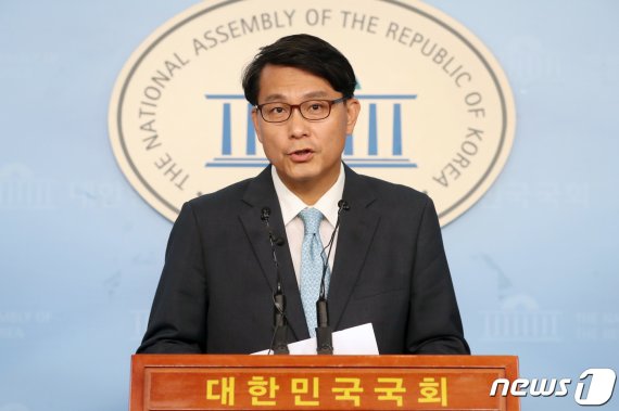 윤상현 자유한국당 의원. 뉴스1