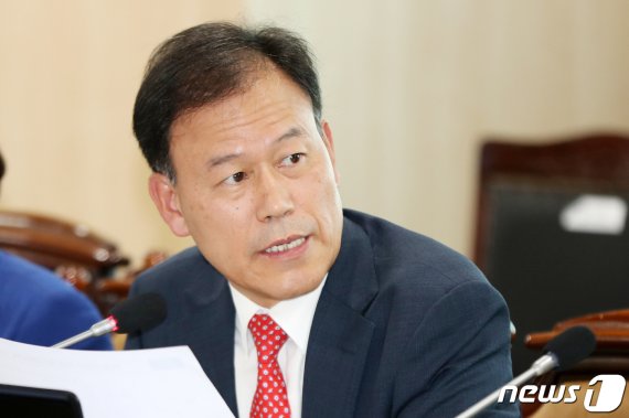 윤한홍 자유한국당 의원/뉴스1 © News1 황희규 기자