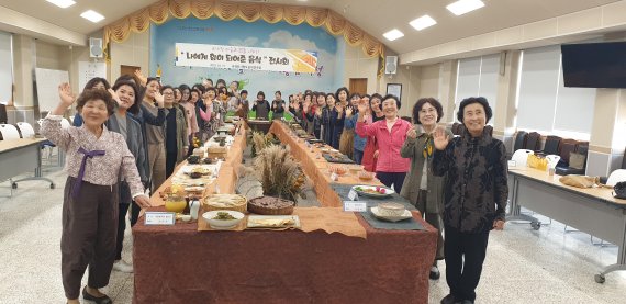 우럭 콩조림‧잡곡 미역밥…내게 힘이 된 제주 향토음식