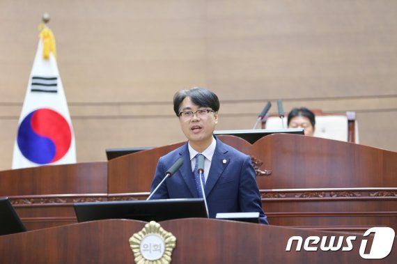 천안시의회 정병인 의원이 22일 열린 제226회 임시회에서 5분발언을 하고 있다.© 뉴스1