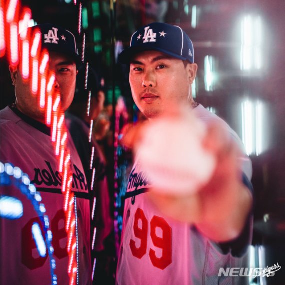 【서울=뉴시스】LA다저스 류현진이 9일(현지시각) 미국 오하이오주 클리브랜드 프로그레시브필드에서 열린 '2019 메이저리그 올스타전'에 선발 등판해 1이닝 1피안타 무실점 투구를 기록했다. 2019.07.10. (사진=LA다저스 트위터 캡쳐) photo@newsis.com