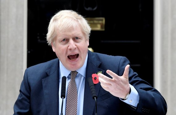 British Prime Minister Boris Johnson makes a statement to announce the general election at Downing Street in London, Britain, November 6, 2019. REUTERS/Toby Melville /REUTERS/뉴스1 /사진=