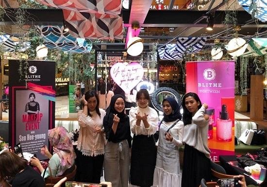 블라이드, 인도네시아에서 메이크업 스튜디오 성료