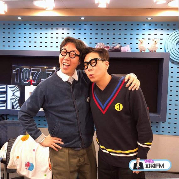 방송인 김영철(왼쪽) 이상민 / 사진='김영철의 파워FM' 공식 인스타그램 © 뉴스1
