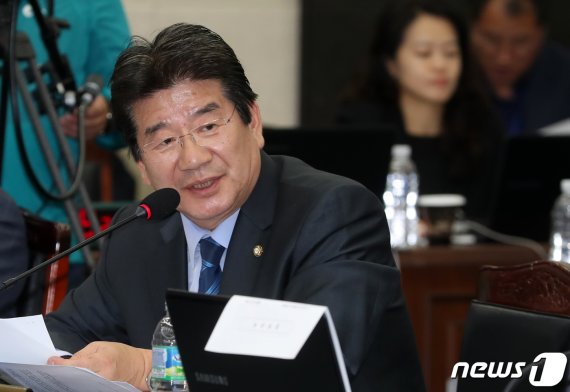 강석호 자유한국당 의원 © News1 오현지 기자