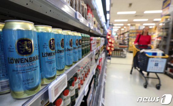 일본 맥주, 지난달 한국에 '한 방울'도 안 들어왔다