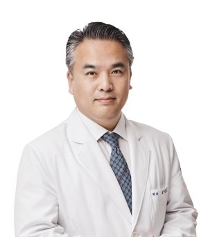 여의도성모병원 김성근 교수, 비행기서 응급환자 구해