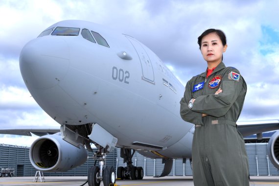 여군 최초 비행대대장이 되는 장세진 중령 / 사진=공군 제공