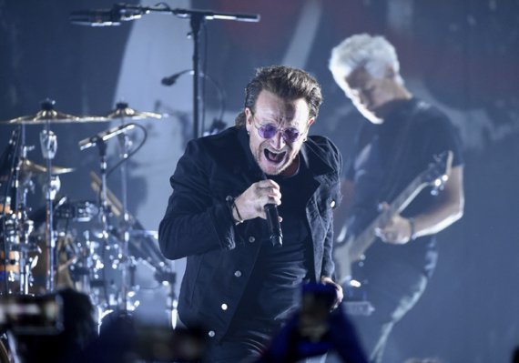 [서울=AP/뉴시스] U2 보노 /사진=뉴시스