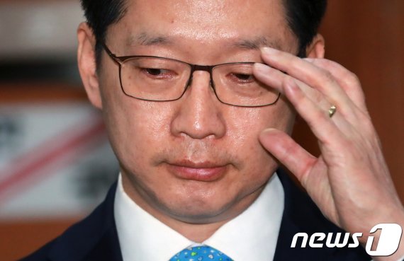 '댓글조작 공모 혐의' 김경수 2심 선고, 내년 1월로 연기