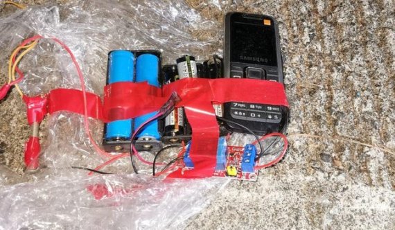 홍콩 중등학교서 사제 폭탄 발견…"살상 범위 100m 이상"