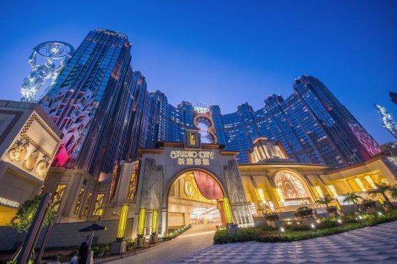 중국 홍콩 버리나…마카오 금융허브로 육성키로