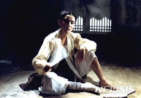 [서울=뉴시스] 영화 '씨받이' 스틸 (사진=한국영상자료원 제공) 2019.12.22 photo@newsis.com