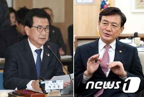 이시종 충북지사(왼쪽)와 김병우 충북도교육감.© 뉴스1