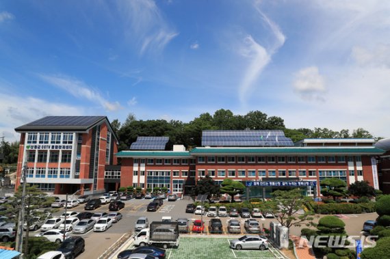 [산청=뉴시스] 산청군청 전경.