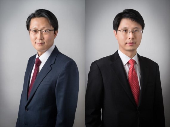 퉁이그룹의 웅진식품 M&A자문을 맡은 강영호 파트너 변호사(왼쪽), 김상만 파트너 변호사(오른쪽)