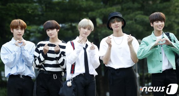 그룹 투모로우바이투게더(TOMORROW X TOGETHER, TXT) © News1