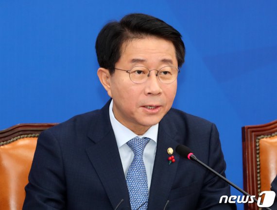 조정식 더불어민주당 정책위의장. © News1 이종덕 기자