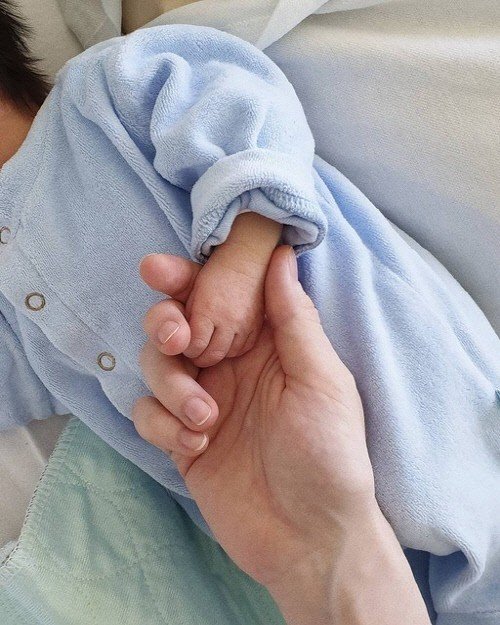 [서울=뉴시스] 박주호의 셋째 아이(사진=인스타그램) 2020.01.17 photo@newsis.com