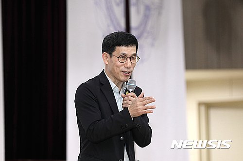 진중권 "정봉주, 절대 정치해선 안 돼"…'김용민 막말 파문' 언급