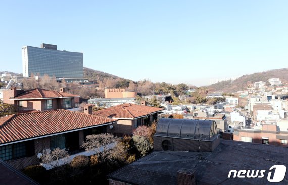 서울 용산구 한남동 일대 단독주택단지 모습. 2019.1.24/뉴스1 © News1 박정호 기자