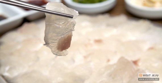 [제주의 맛] 쫄깃쫀득·탱탱…씹는 맛 일품 생선, 객주리