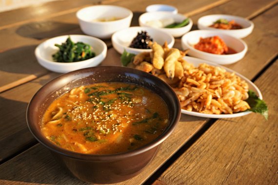 딱 이맘때, 절정에 오른 겨울별미 "이맛에 산다" [Weekend 레저]