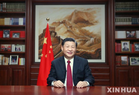 [베이징=신화/뉴시스] 시진핑 중국 국가주석이 31일(현지시간) 수도 베이징에서 2020년 신년사를 전하고 있다. 2019.12.31.