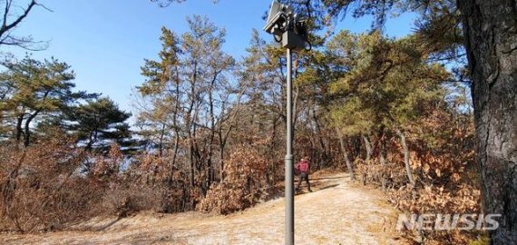 [서울=뉴시스] 산불감시 블랙박스. 2020.02.10. (사진=서울시 제공)