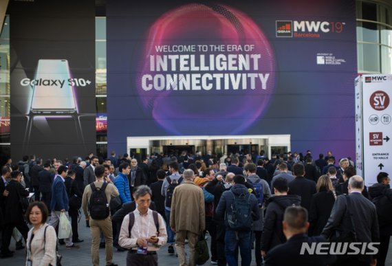 앙꼬없는 찐빵? "MWC, 애플은 참석 안할 것"[1일IT템]