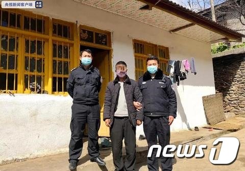 자신이 코로나19 환자라고 거짓 주장한 중국 남성 (출처=CCTV)© 뉴스1