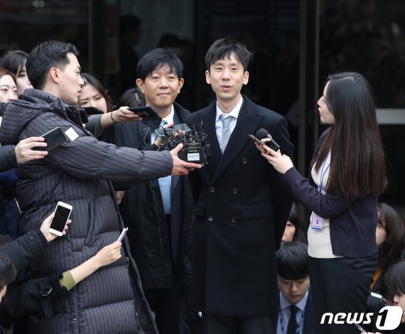 이재웅 쏘카 대표와 박재욱 타다 운영사 VCNC 대표 2020.2.19/뉴스1 © News1 신웅수 기자