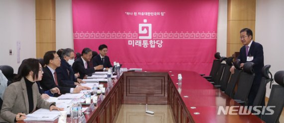 '피의 금요일' 통합당 공천 칼바람 …계파 없어 물갈이 '급류'