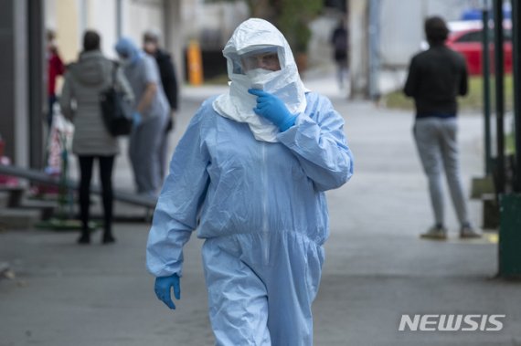 중국 밖 코로나19 감염자 39개국 2773명...47명 사망