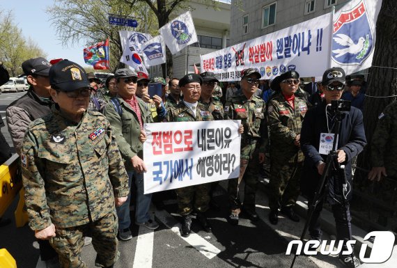 법원 "월남전 파병군인에 복무기간 3배 산정해 연금 지급해야"