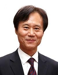 박진 국회미래연구원장