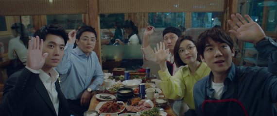 [서울=뉴시스] 케이블채널 tvN 드라마 '슬기로운 의사생활'의 한 장면.