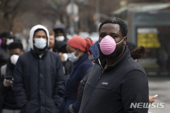 파악 불가 '무증상 감염자'...광범위한 전파 '새 뇌관' 되나