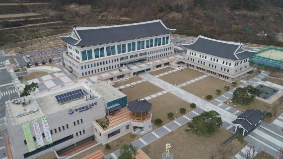 경북교육청이 '코로나19' 확산으로 재택근무 중인 교직원의 행정 업무 공백 최소화에 앞장선다. 사진=경북교육청 제공