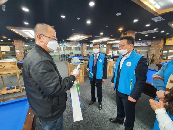 안산시 실내 체육시설 대상 ‘사회적 거리두기 동참 홍보반’ 운영. 사진제공=안산시