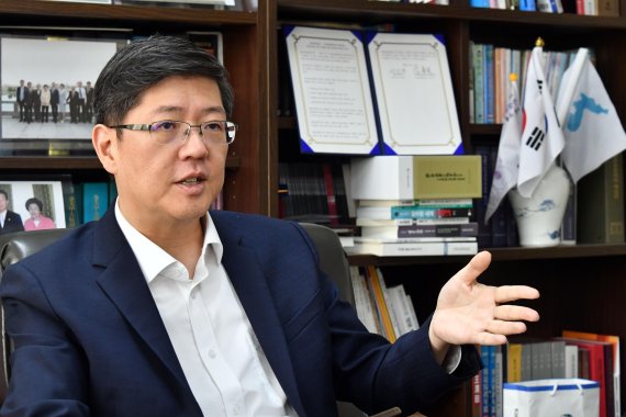 김홍걸 후보 "한반도 평화체계 구축과 외교적 역할 자신있다"