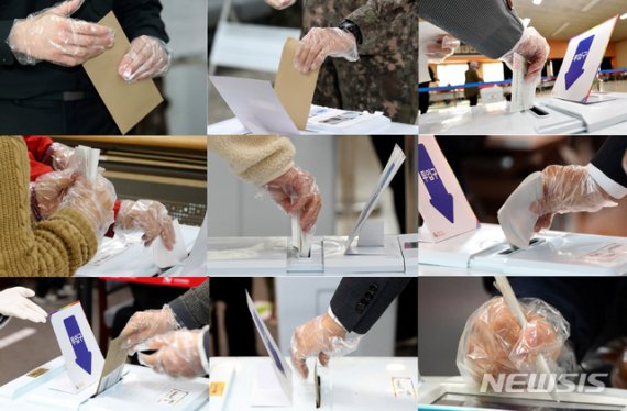 [서울=뉴시스] 박영태 전진환 이영환 신대희 우장호 기자 = 제21대 국회의원 선거 사전투표 첫 날인 10일 전국 각지에 마련된 사전투표소에서 시민들이 소중한 한 표를 행사하고 있다. 2020.04.10.photo@newsis.com