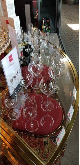 자페라노 와인잔.